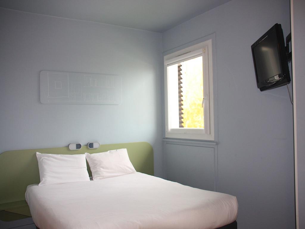Ibis Budget Thonon Les Bains Habitación foto